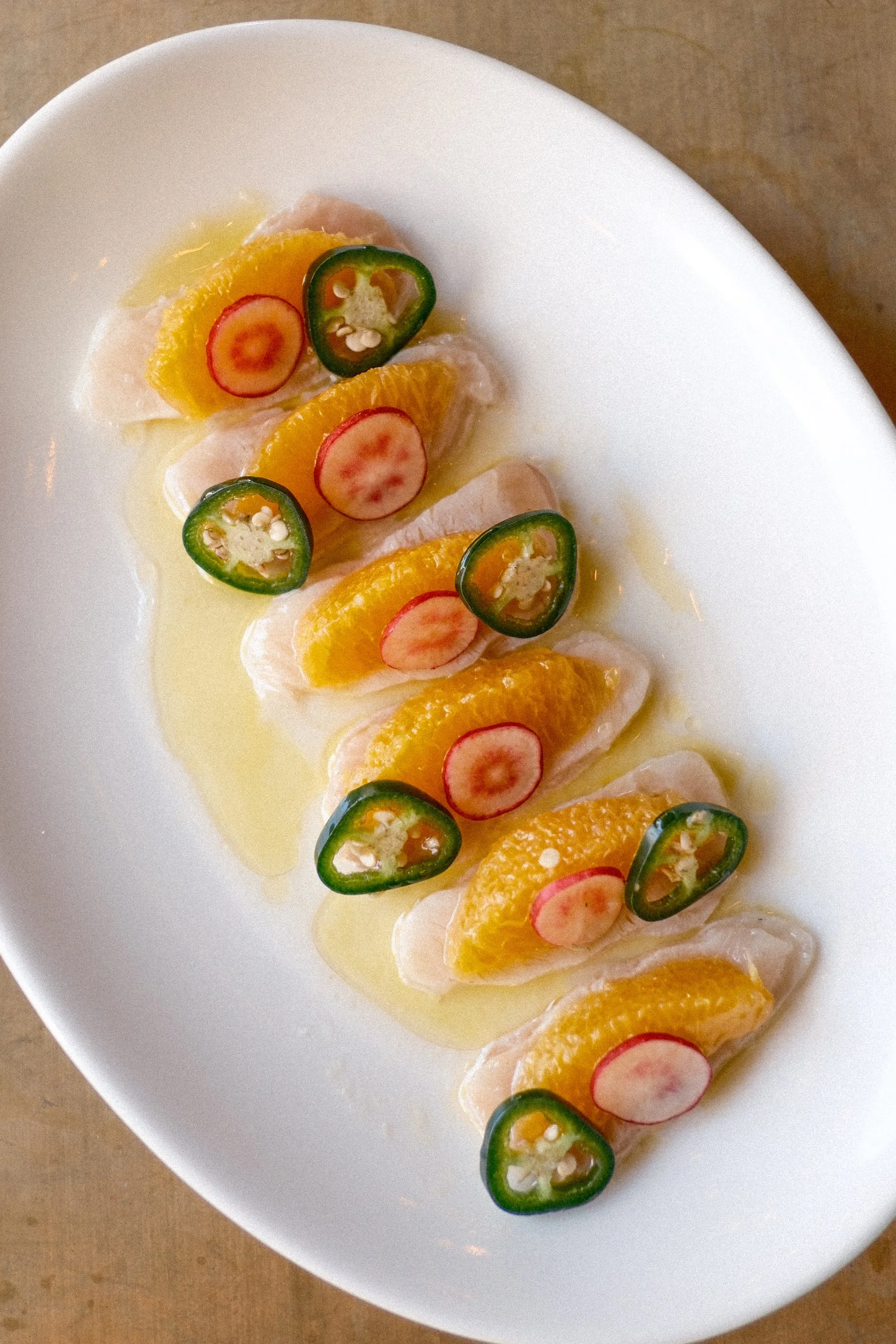 20-zinque-paris-hamachi-crudo.jpg